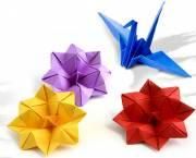 origami pentru cei care este construi diverse forme din hartie,cam modul care faceam barcute avioane